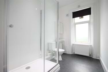 5 bed house, First Avenue, Newcastle Upon Tyne, Newcastle, NE6 5YE